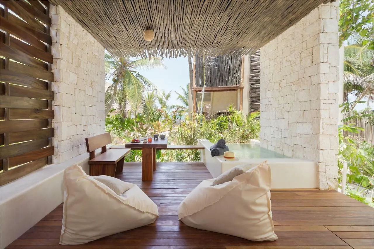 Hotel Ma'Xanab Tulum Pueblo Mexico